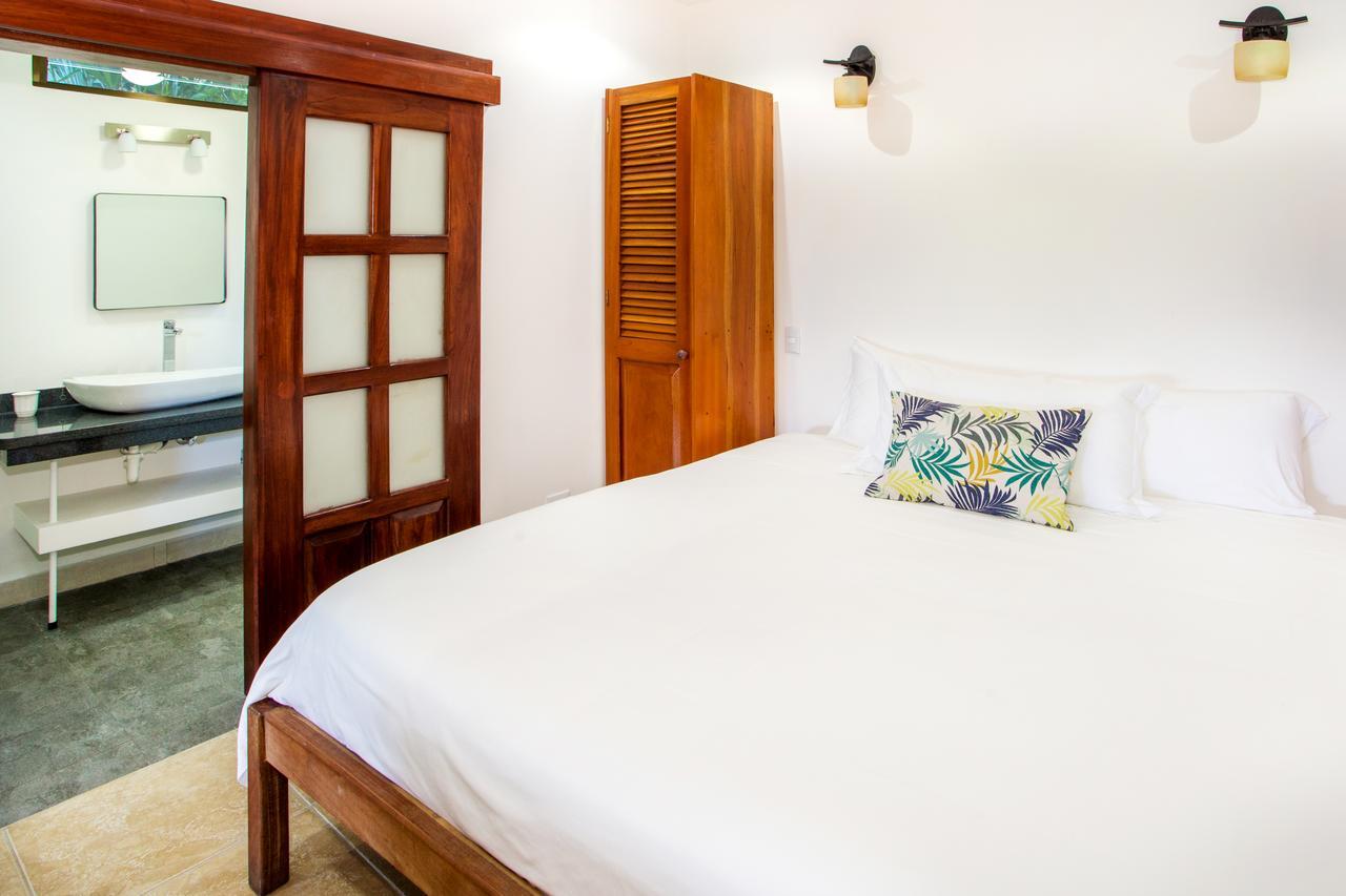 Hotel Villas Nicolas - Adults Only Мануел Антонио Екстериор снимка