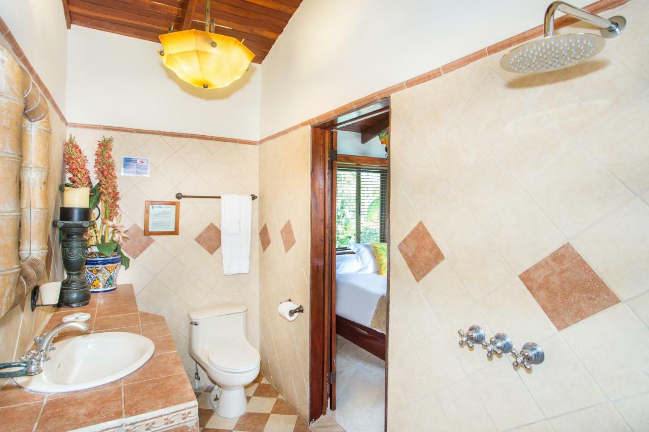 Hotel Villas Nicolas - Adults Only Мануел Антонио Екстериор снимка